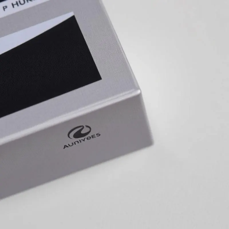 Underwear Packaging Box | Apparel Boxes - Muge Packaging - Close-up detail