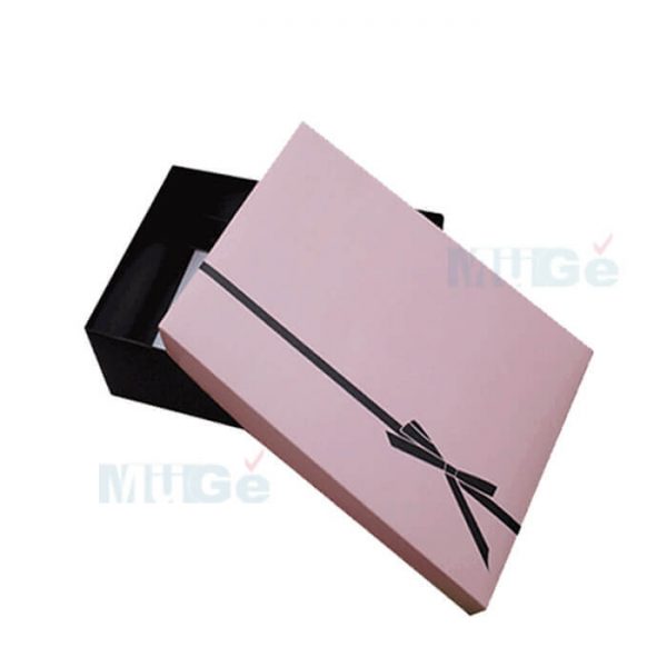 Durable Whosale Custom Luxury Clothing Packaging Box1